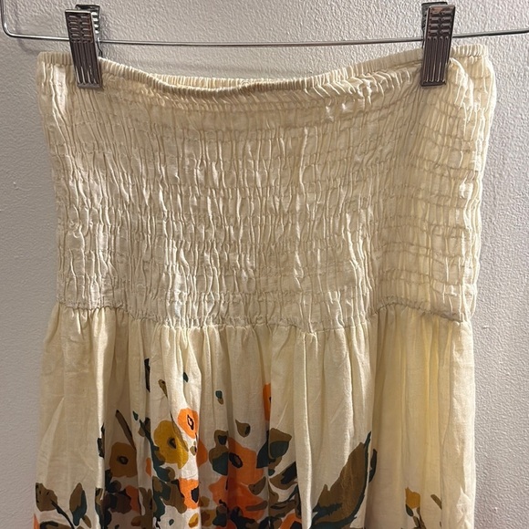 Floral‎ Y2K Style Cream and Orange Smocked Midi Dress Medium - Picture 3 of 6